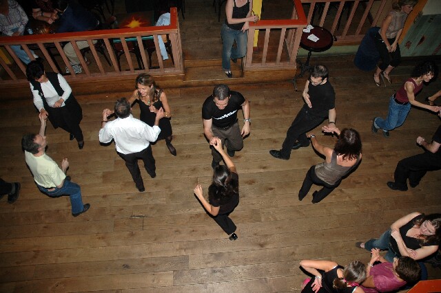 min 2006 10 03 latino 093